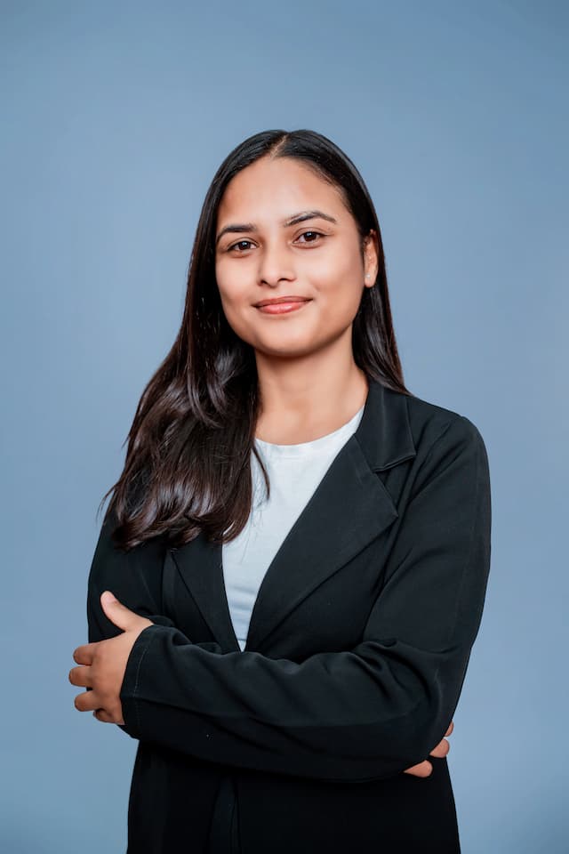  Aparna Upadhyaya